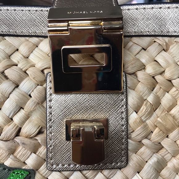Michael Kors Straw Tote - Picture 2 of 8